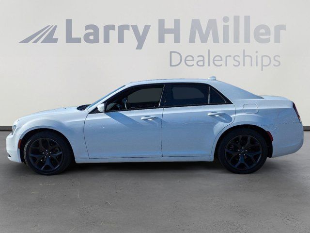 2022 Chrysler 300 300S