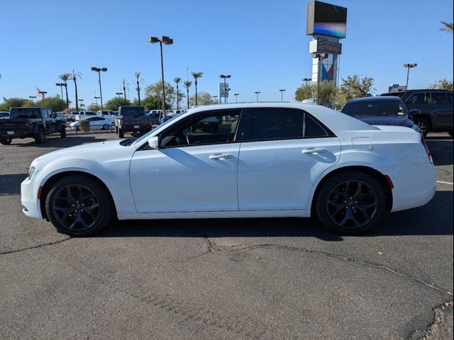 2022 Chrysler 300 300S