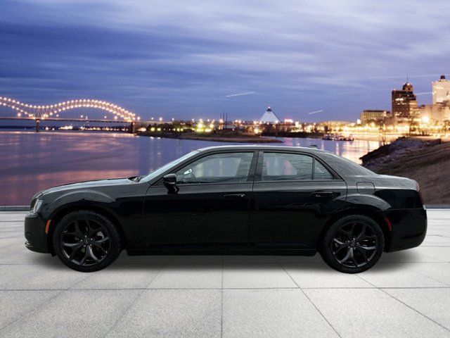 2022 Chrysler 300 300S