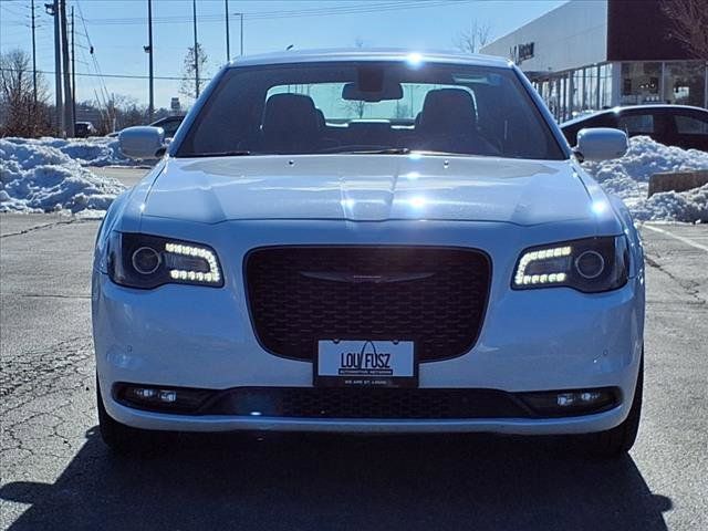 2022 Chrysler 300 300S