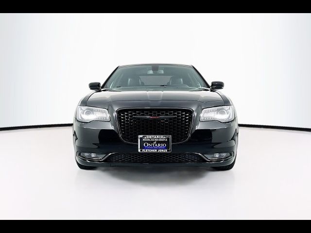 2022 Chrysler 300 300S