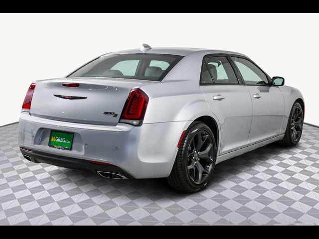 2022 Chrysler 300 300S