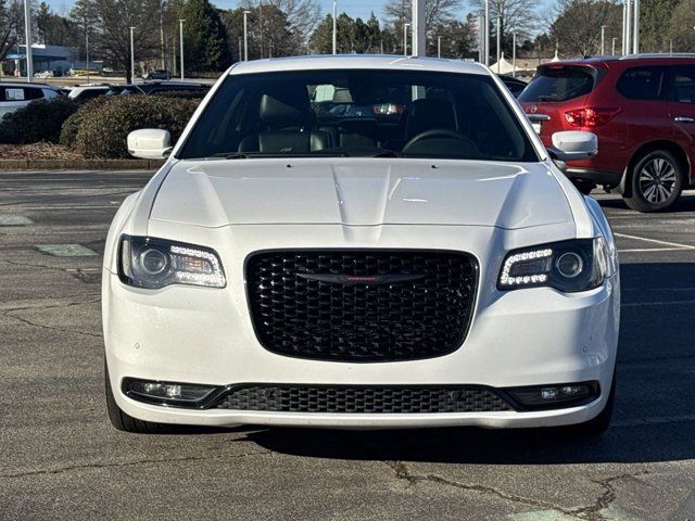 2022 Chrysler 300 300S