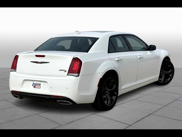 2022 Chrysler 300 300S