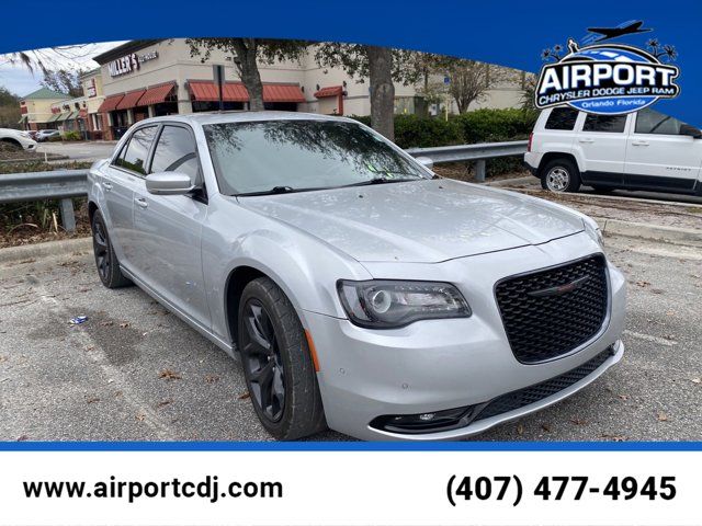 2022 Chrysler 300 300S