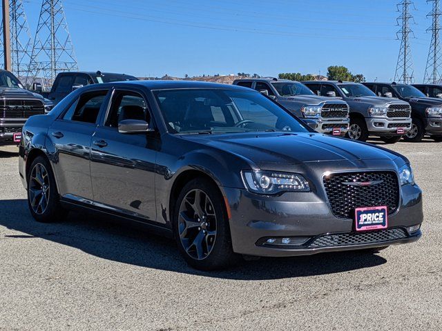 2022 Chrysler 300 300S