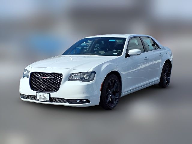 2022 Chrysler 300 300S