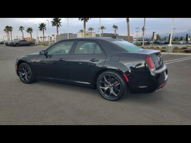 2022 Chrysler 300 300S