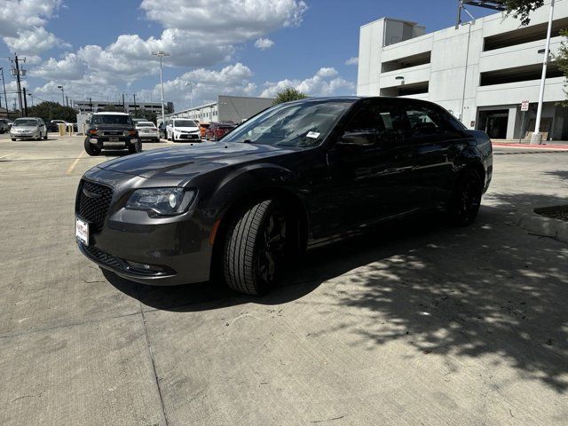 2022 Chrysler 300 300S