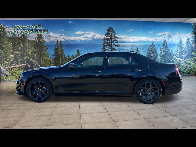 2022 Chrysler 300 300S