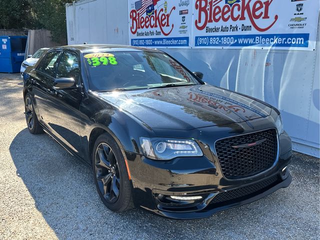 2022 Chrysler 300 300S