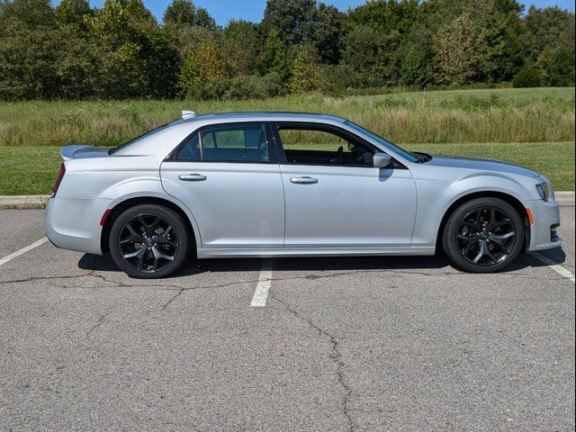 2022 Chrysler 300 300S