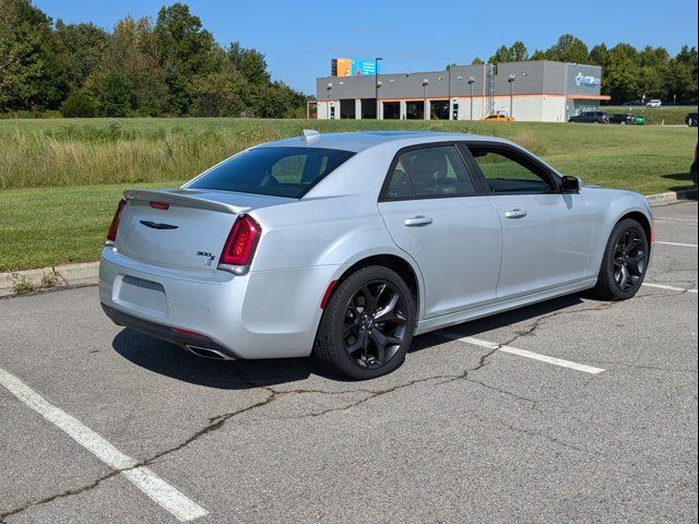 2022 Chrysler 300 300S