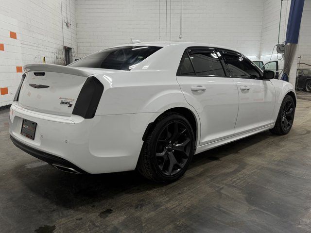 2022 Chrysler 300 300S