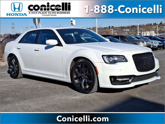 2022 Chrysler 300 300S