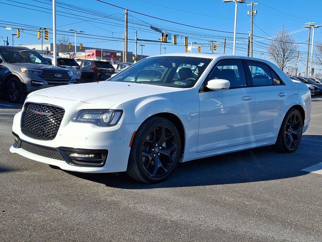 2022 Chrysler 300 300S