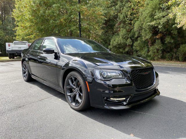 2022 Chrysler 300 300S