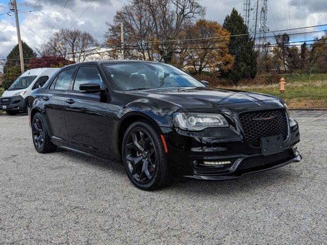 2022 Chrysler 300 300S