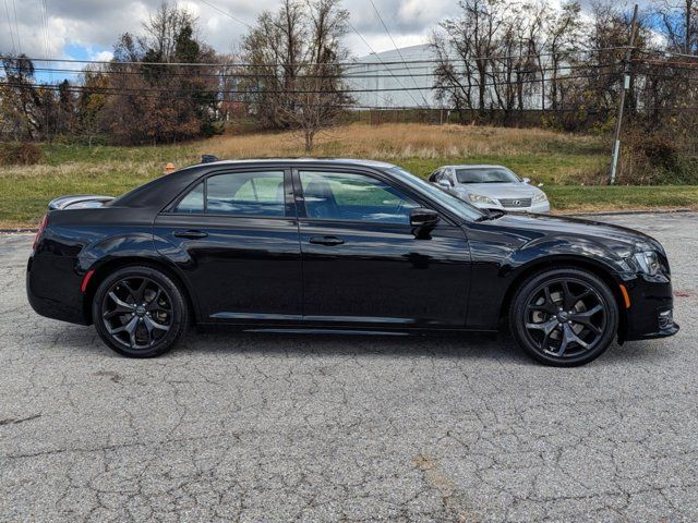 2022 Chrysler 300 300S