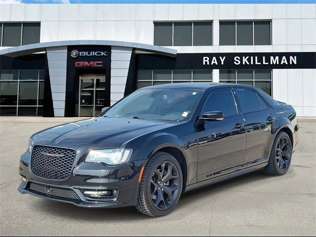 2022 Chrysler 300 300S