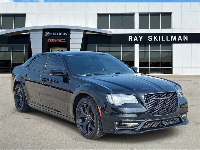 2022 Chrysler 300 300S