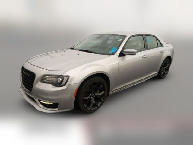 2022 Chrysler 300 300 Touring L