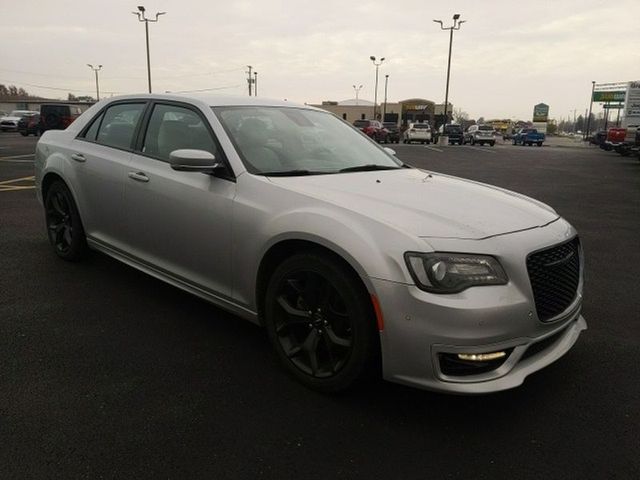 2022 Chrysler 300 300 Touring L