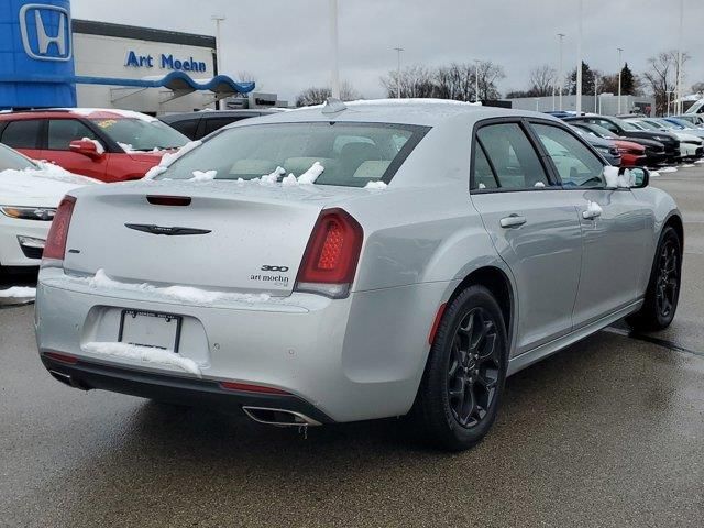 2022 Chrysler 300 300 Touring L