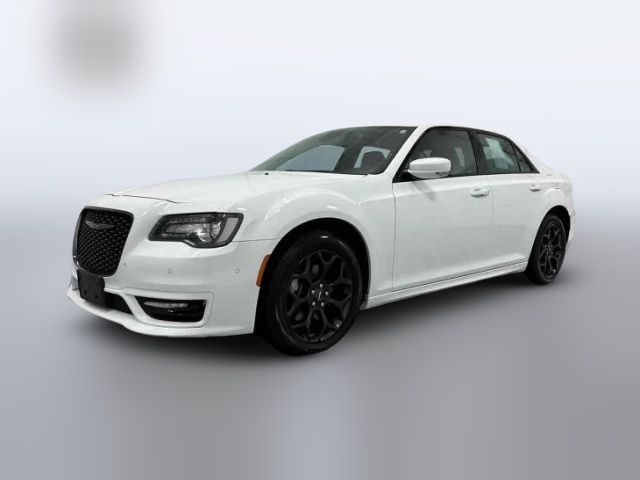 2022 Chrysler 300 300 Touring L