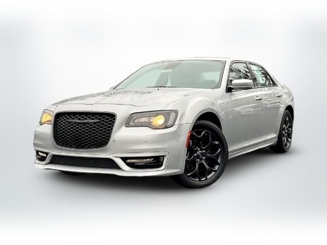 2022 Chrysler 300 300 Touring L