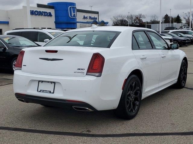 2022 Chrysler 300 300 Touring L