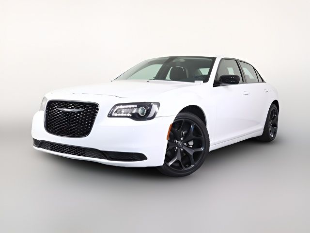 2022 Chrysler 300 Touring