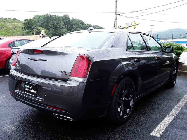 2022 Chrysler 300 300S