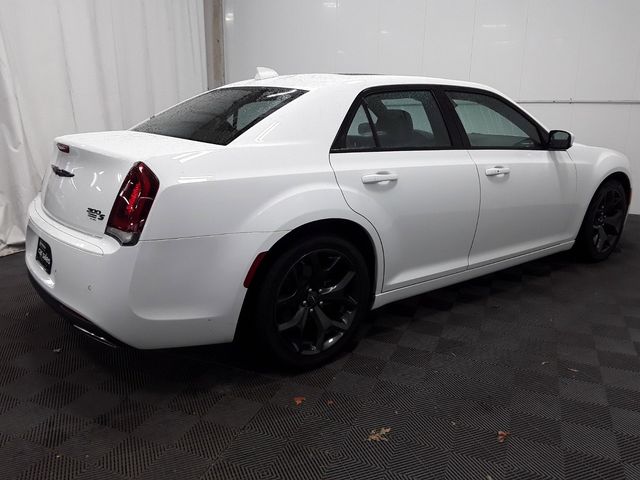 2022 Chrysler 300 300S