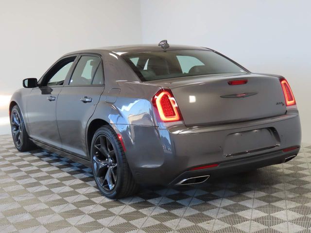 2022 Chrysler 300 300S