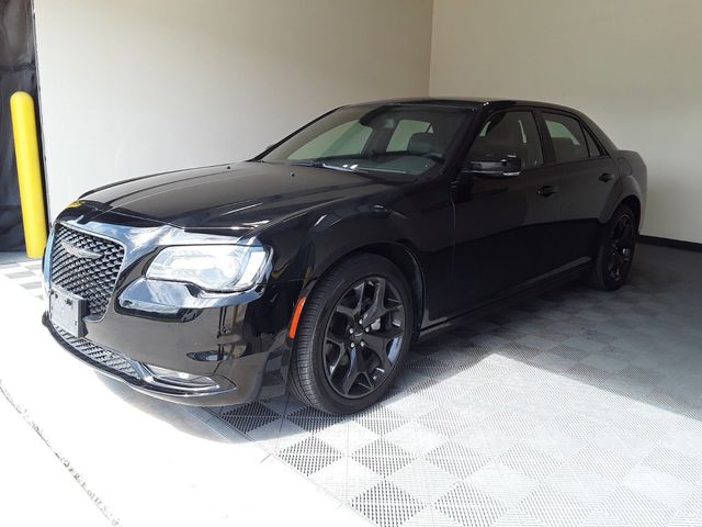 2022 Chrysler 300 300S