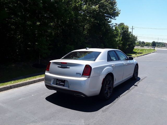 2022 Chrysler 300 300S