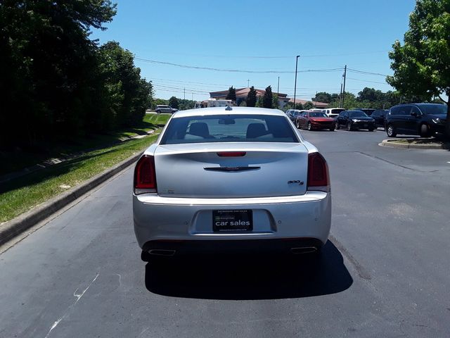 2022 Chrysler 300 300S