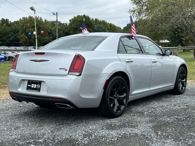 2022 Chrysler 300 300S