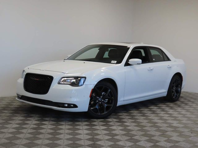 2022 Chrysler 300 300S