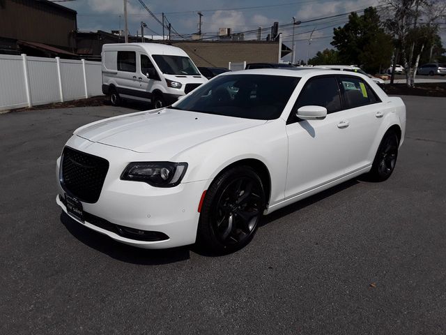 2022 Chrysler 300 300S