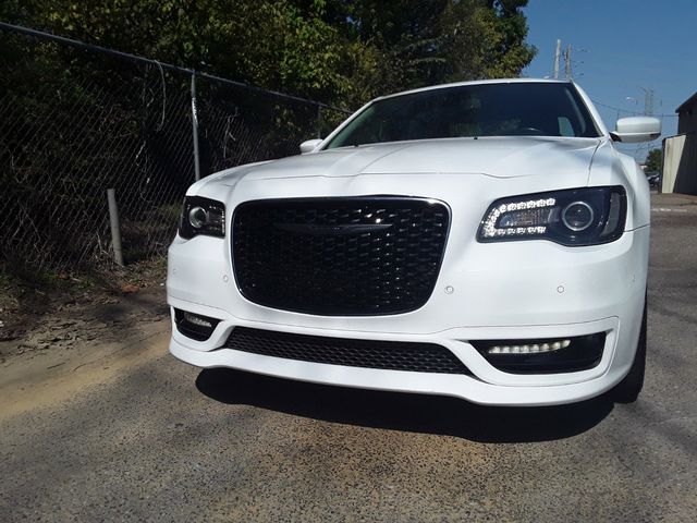 2022 Chrysler 300 Touring L