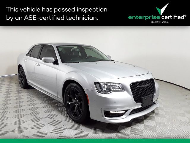 2022 Chrysler 300 Touring L