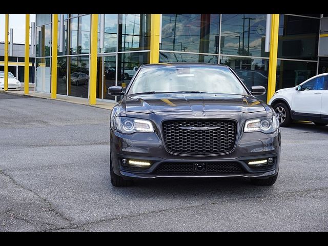 2022 Chrysler 300 Touring L