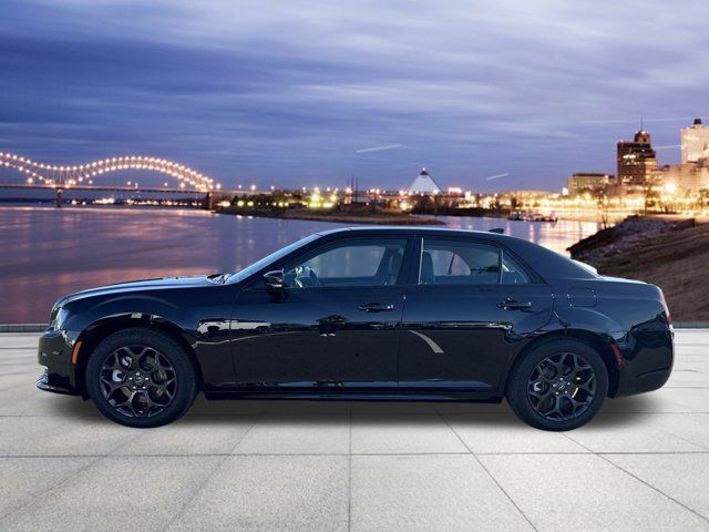 2022 Chrysler 300 Touring L