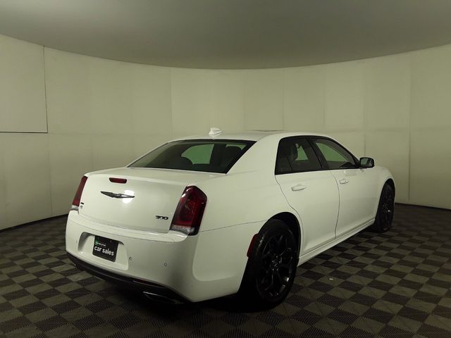 2022 Chrysler 300 Touring L