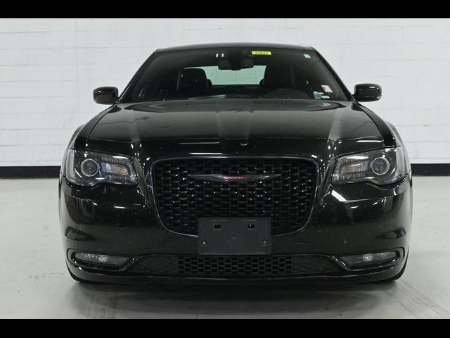 2022 Chrysler 300 300S