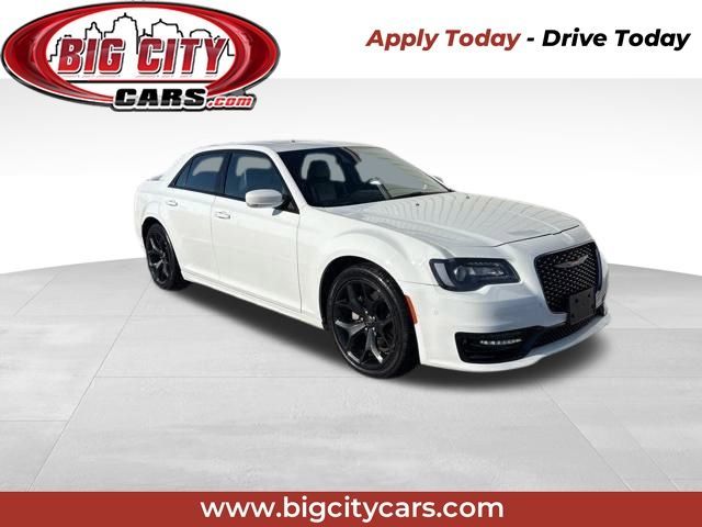 2022 Chrysler 300 300S