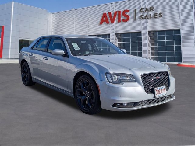 2022 Chrysler 300 300S