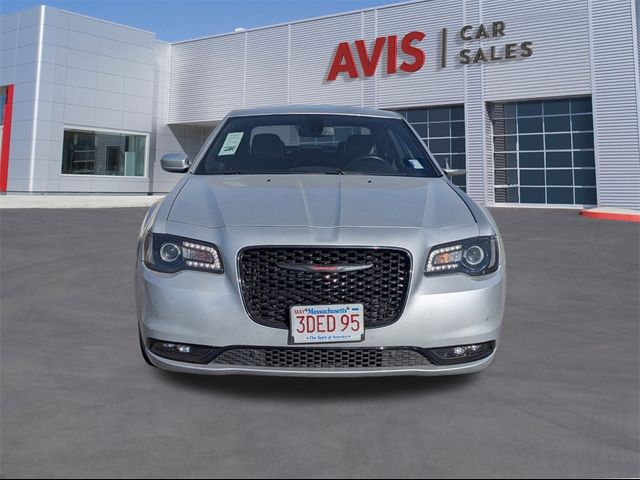 2022 Chrysler 300 300S